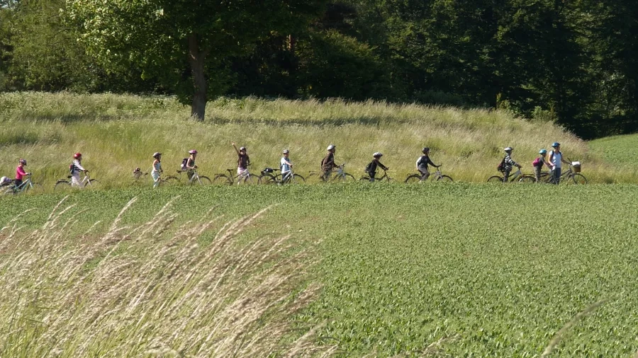 Hvalsø skole på cykeltur. Foto: Malene Bendix.